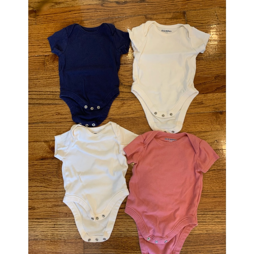 Old navy 3-6m short sleeves onesies